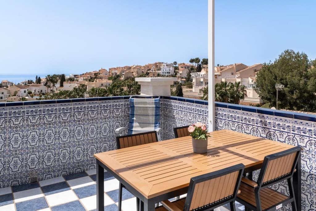 Appartamento Oasis 16 Nerja Esterno foto
